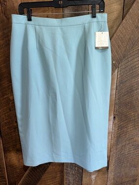 NWT DonCaster skirt size 14 E29